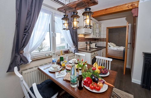 Ulmen Apartamento | Parlor with Flair - by Lake and castle for 2-4 persons, near Nürburgring / Mosel
