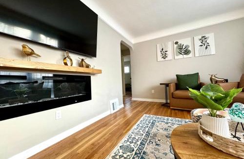 Parma Casa | Parma Ranch with Hot Tub and Game and Media Room
