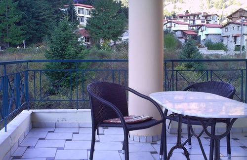Eptalofos Apartamento | Parnaso-Chalet Agoriani