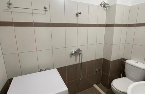 Qafe e Gjashtes Apartamento | Paro's Holiday Home