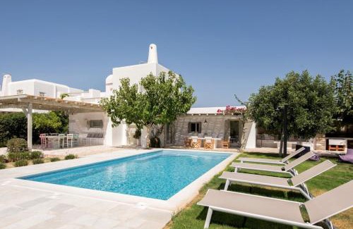 Chrissi Akti Casa | Paros Golden Beach Vacation Home