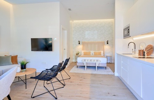 Jardin de la Abadia Apartamento | Parque de Huelin I - iloftmalaga