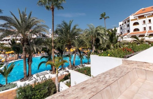 Arona Apartamento | Parque Santiago III 165 - Studio planta baja con vista a la piscina