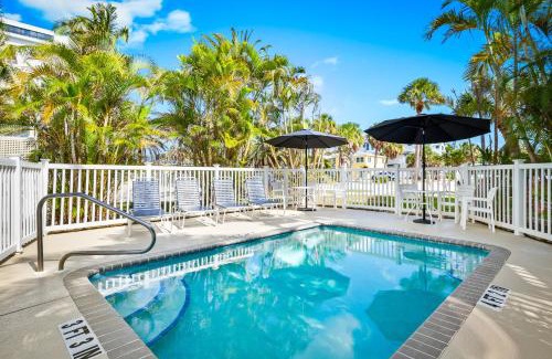 Siesta Key Village Apartamento | Parrot Beach Cottages Suite #3