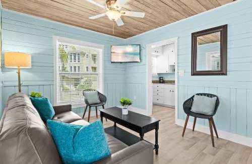 Siesta Key Village Apartamento | Parrot Beach Cottages Suite #3