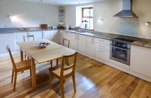 Lancaster Casa | Parsley Cottage