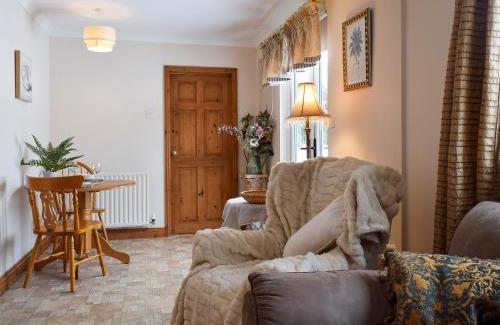 Manton Casa | Parsnip Place - Uk32606