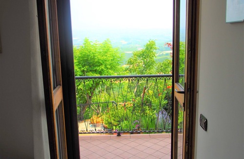 Verduno Apartamento | Parson's Vineyard Brown B