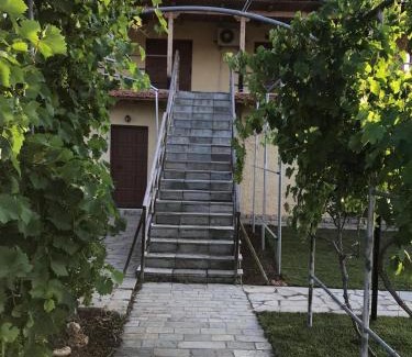 Dirfys-Messapia Casa | Part of a Villa near the beach with private entrance