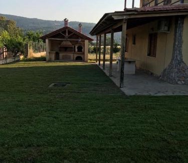 Dirfys-Messapia Casa | Part of a Villa near the beach with private entrance