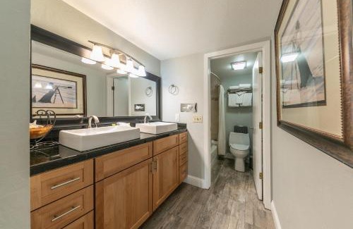 Truckee Casa | Partial Lake View Stunning Deluxe King Studio #125 at Donner Lake Village