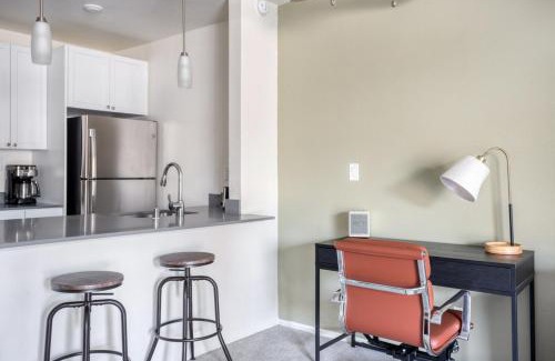 Pasadena Apartamento | Pasadena 1BR w Gym Pool nr Colorado Ave LAX-862