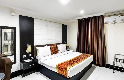 Lekki Phase 1 Hotel | Pasadena hotel and suites