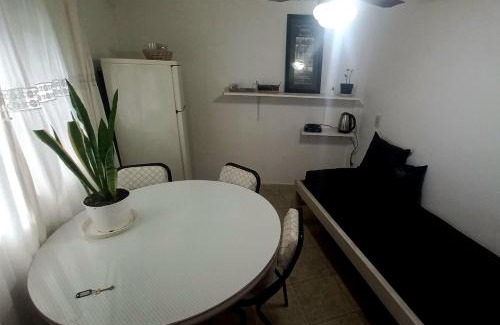 Esquina Apartamento | Paseo del Escritor - Romance