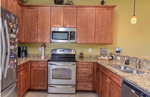 Biggar Casa | Paseo Grande 3 Bedroom Resort Oasis
