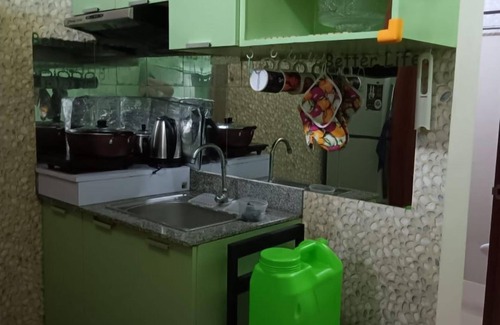 Las Pinas Apartamento | Paseo Verde Condominium
