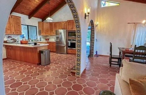 San Miguel Otro | Paso Robles unique 10 acre farm, 360 degree vineyard views, close to everything.