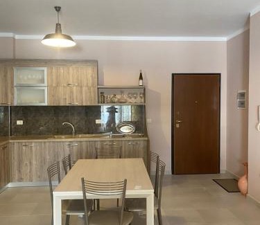 Vlore Apartamento | Pasquale & Adriana House