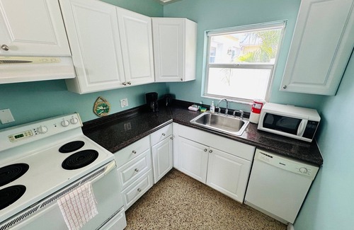 Pass-a-Grille Cabina | Pass-A-Grille St Pete Beach Bungalows Parking Wi-Fi