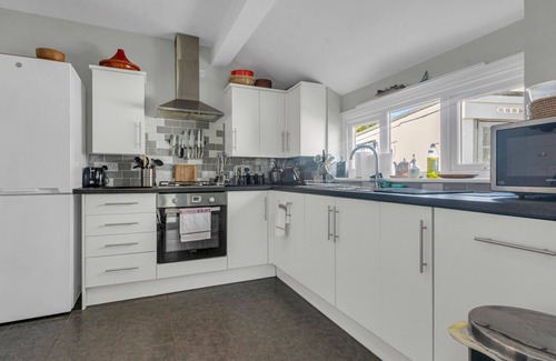 Birchington Casa | Pass the Keys | Little Haven, A stunning Bungalow in Minnis Bay