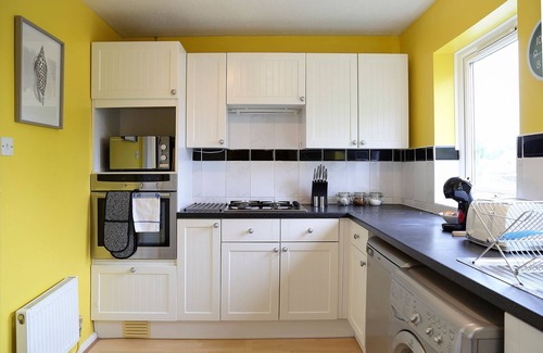 Impington Apartamento | Pass the Keys | 1BR Modern Beautiful House Pass the Keys