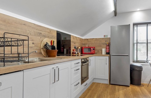 Baycliff Apartamento | Pass the Keys | 3 bed Cottage Above Beautiful Country Pub