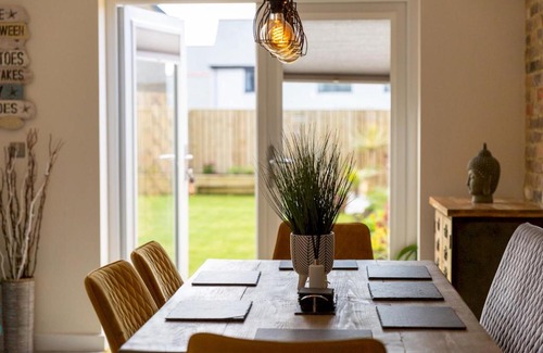 Treator Casa | Pass the Keys 4 Bedroom Family Escape Near Padstow Newquay