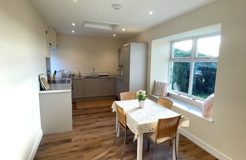 Castle Douglas Casa | Pass the Keys | Beautiful 5BR Rural Cottage with Outstanding Views