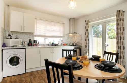 West Bridgford Apartamento | Pass the Keys | Bright & Cozy Home with Garden | Free Parking