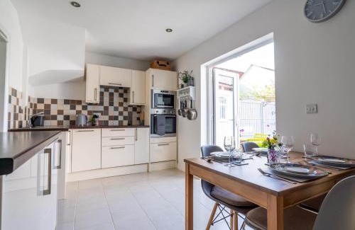Montpellier Casa | Pass the Keys Bath Road Retreat 2 bedrooms with garden