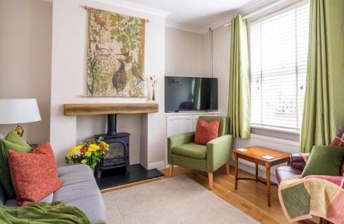 Montpellier Casa | Pass the Keys Bath Road Retreat 2 bedrooms with garden