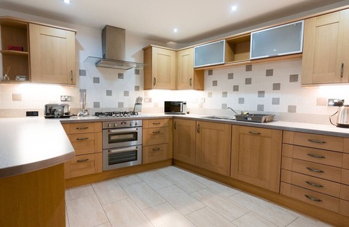Kelvinbridge Casa | Pass the Keys | Beautiful Unique 3Bed Mews Cottage House