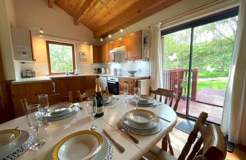 Sandyhills Casa | Pass the Keys Beautiful 3BR Lodge - Stunning Beach and Golf Location