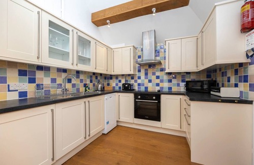 South Chailey Casa | Pass the Keys | Character two bed with free parking
