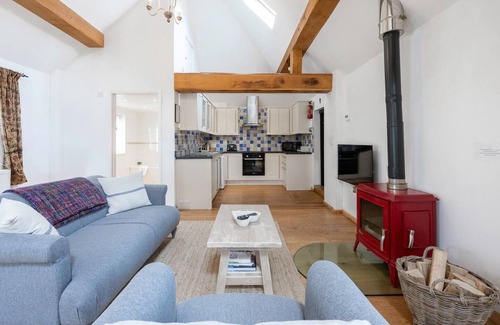 South Chailey Casa | Pass the Keys | Character two bed with free parking