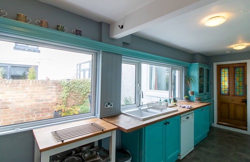 Durham Casa | Pass the Keys | Charming Retreat – Perfect for Outdoor Lovers!