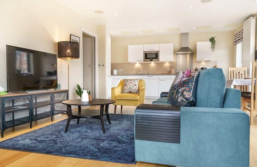 Cathedral Quarter Apartamento | Pass the Keys | City Centre Incredible 2BR Corner Apt with Balcony