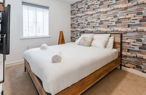Aylsham Casa | Pass the Keys | Comfortable family home