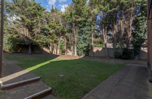 Southend-on-Sea Apartamento | Pass the Keys Cosy flat next to the seafront
