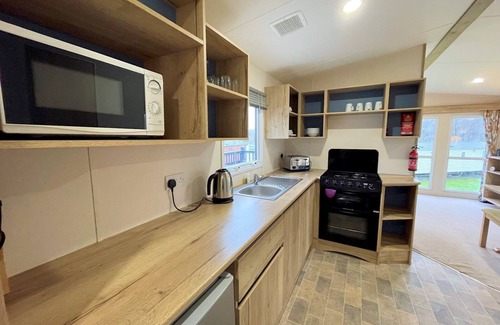 Beattock Casa | Pass the Keys | Cosy 3BR Getaway in Beautiful Country Park