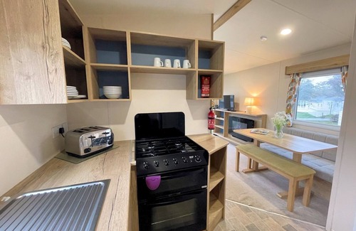 Beattock Casa | Pass the Keys | Cosy 3BR Getaway in Beautiful Country Park