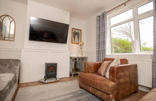 Aubourn Casa | Pass the Keys Cosy Countryside Hideout