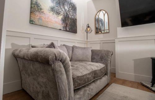 Aubourn Casa | Pass the Keys Cosy Countryside Hideout