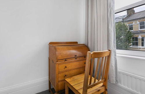 Northcote Casa | Pass the Keys | Elegant GetAway House in Vibrant Clapham Juction