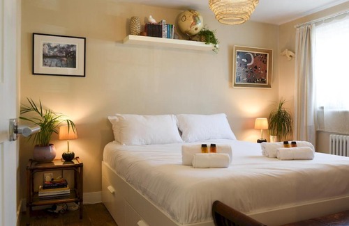 Emsworth Apartamento | Pass the Keys Emsworth Harbour Home with Private Garden