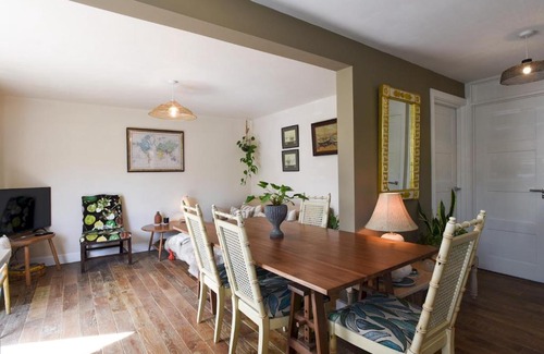 Emsworth Apartamento | Pass the Keys Emsworth Harbour Home with Private Garden