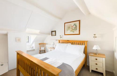 Bourton-on-the-Hill Casa | Pass the Keys Cosy Cottage 17th century Garden Parking