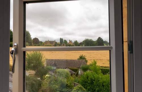 Chipping Campden Casa | Pass the Keys | Stunning 17th century 3 bedroom cottage