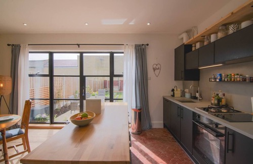 Southend-on-Sea Casa | Pass the Keys | Cosy Stylish house near Southend