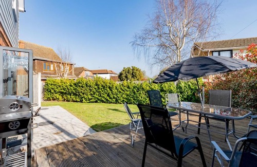 Hawkwell Casa | Pass the Keys Hawkwell Retreat 5 Bedroom home Hockley